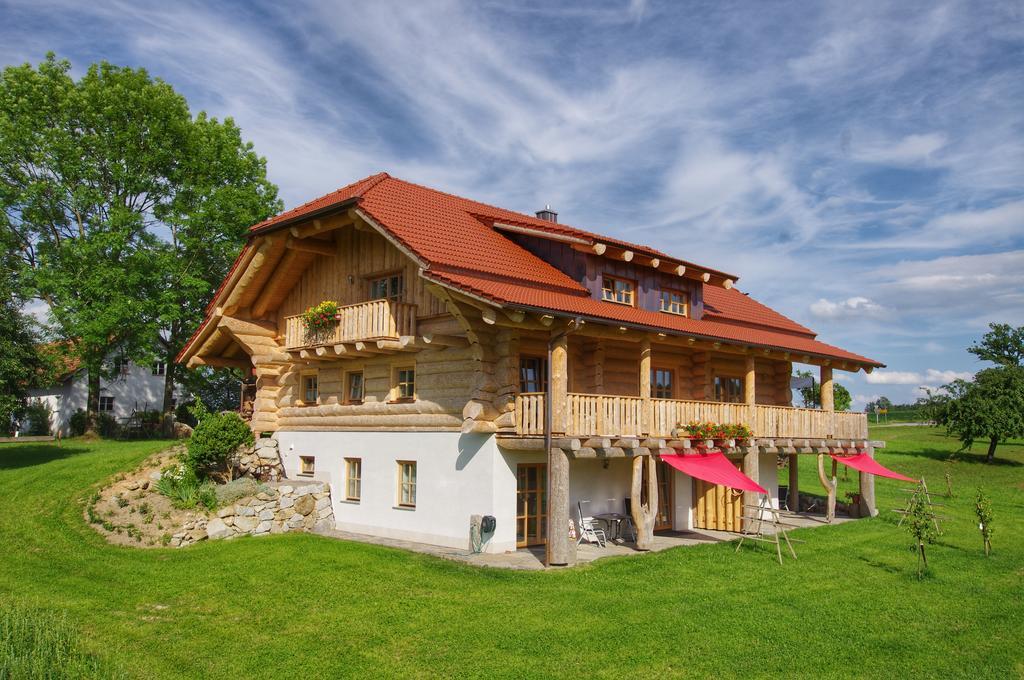 Holzhaus Lugerhof Apartment Roding Exterior photo